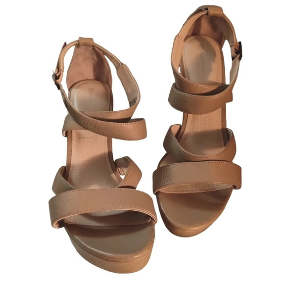 Beautiful Rockport Janae Sandals  NWOB 😍 - Picture 2 of 14